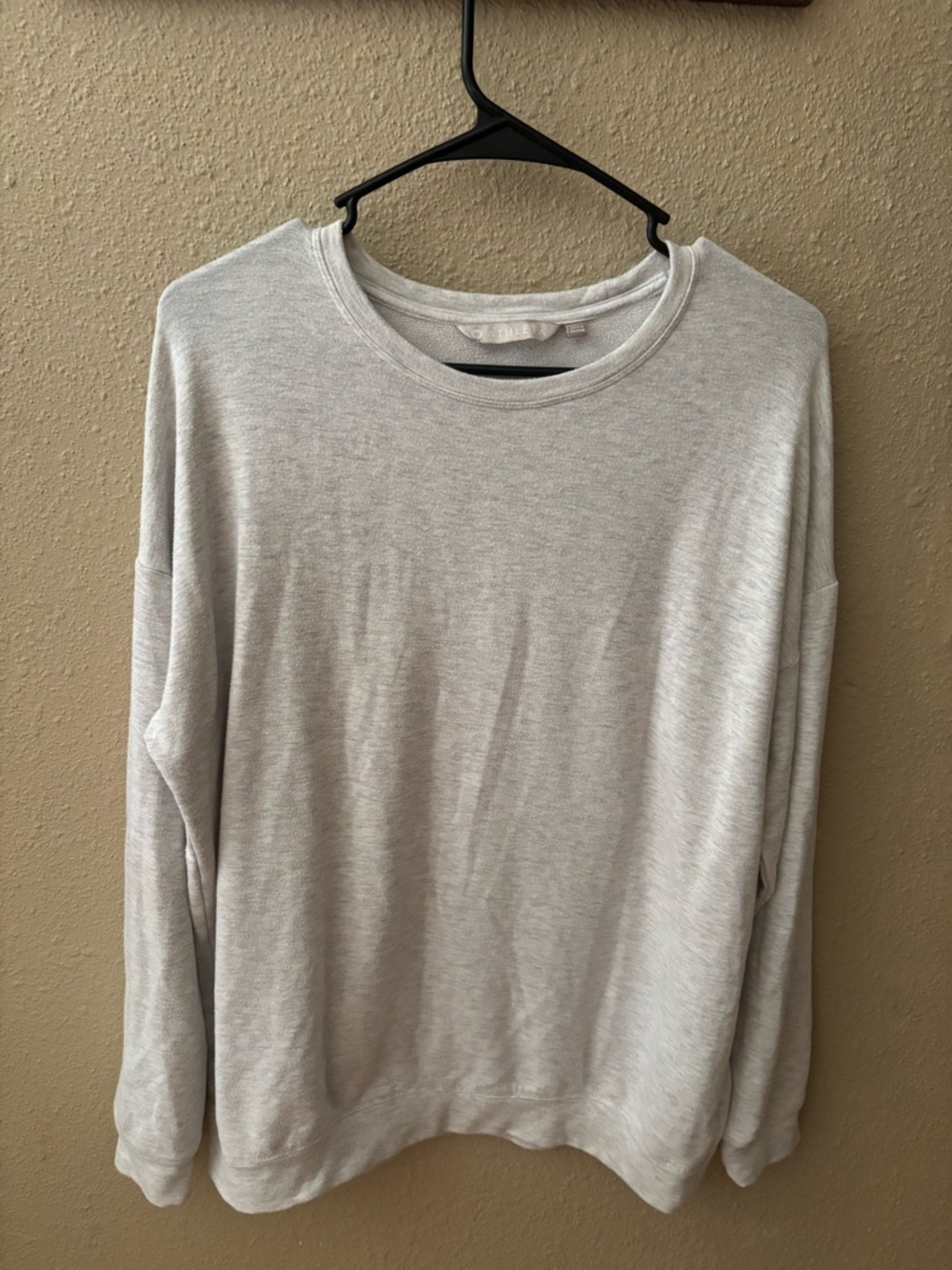 Athleta Men's Crewneck Sweatshirt in Light Gray